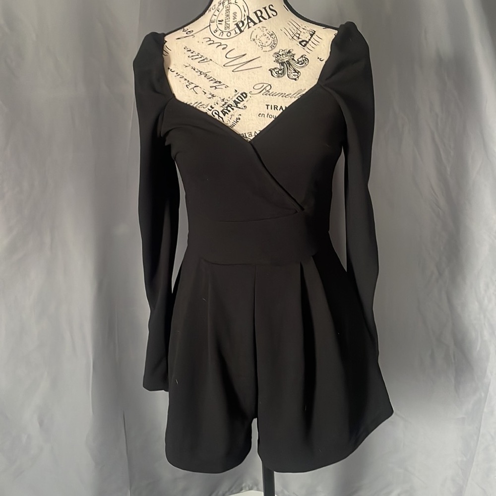 Black Long Sleeve Romper for Women in Women’s Size Small | SHEIN